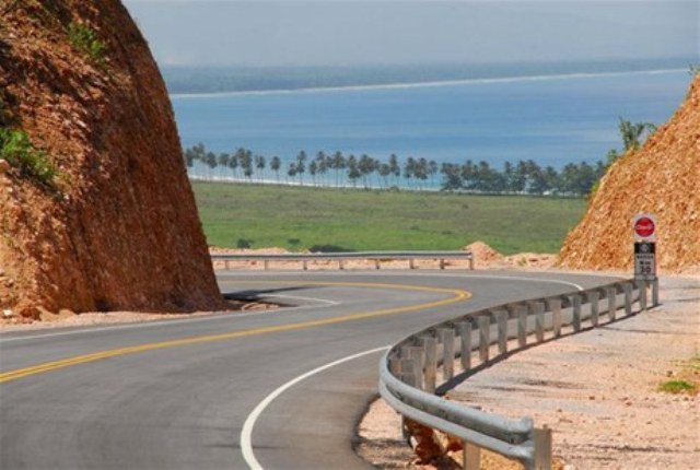 MALTRATAN INVERSIONISTAS TURISMO EN SAMANÁ