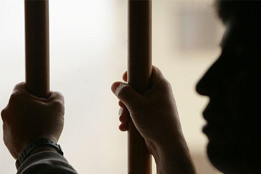 LANZADOR PUERTOPLATEÑO ALFREDO SIMÓN ENFRENTA DE 3 A 25 AÑOS PRISIÓN