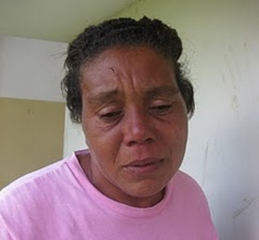 MUJER ENFERMA SIDA SE QUEJA AUTORIDADES LA ABANDONAN