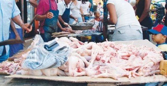 SUBEN PRODUCTOS BÁSICOS CANASTA FAMILIAR; PROTESTAN CARRERA ALCISTA PROVOCAN COMERCIANTES