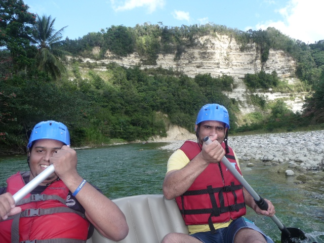 ACTRACTIVA AVENTURA: “RAFTING EN PUERTO PLATA”