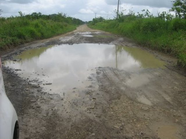 RECLAMAN ARREGLO CAMINOS VECINALES COMUNIDAD MONTELLANO