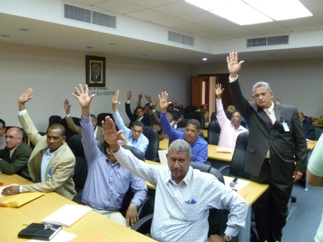 ALCALDES MUNICIPALES RATIFICAN RESPALDO FIDIAS ARISTY