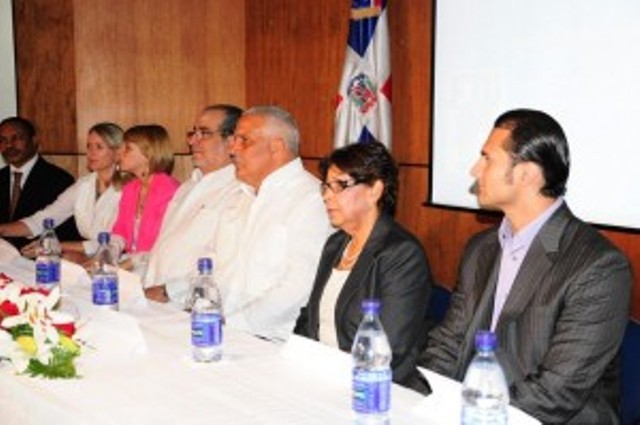 IMPARTEN SEMINÁRIO SOBRE CAMBIO CLIMÁTICO