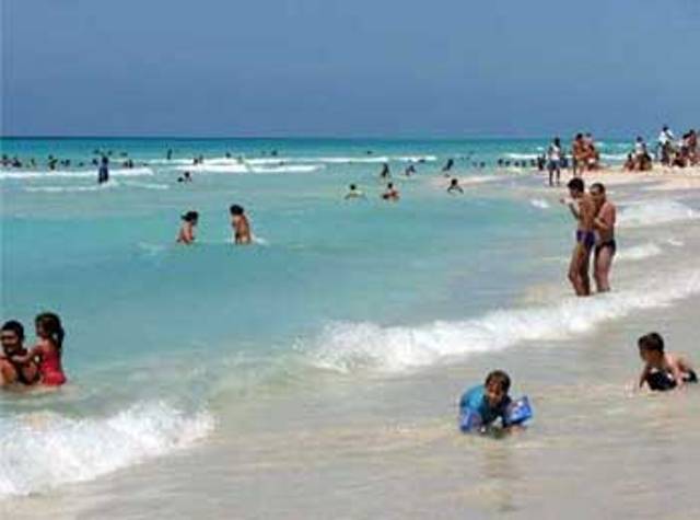 CUBANOS ATRAEN MERCADO TURISTAS SUDAMERICANOS