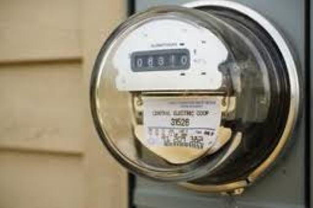 SUPERINTENDENCIA MANTENDRÁ VIGENTE ACTUAL TARIFA ELÉCTRICA