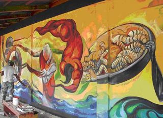 ARTISTAS PINTAN MURALES PARQUE HISTÓRICO VILLA ISABELA