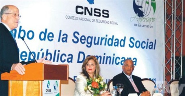 MINISTRO TRABAJO ABOGA INCLUYAN DESPROTEGIDOS SEGURIDAD SOCIAL