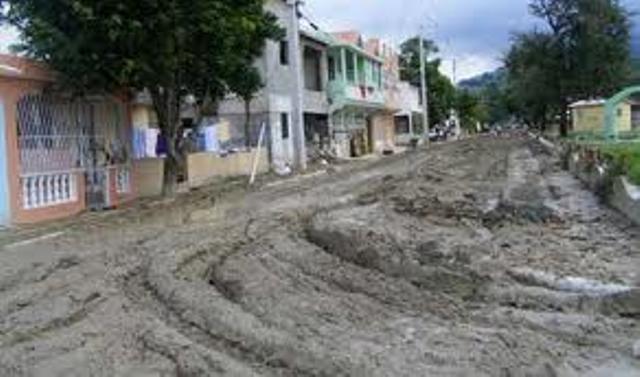 CALLES COMUNIDAD LUPERÒN ESTÁN INSERVIBLES