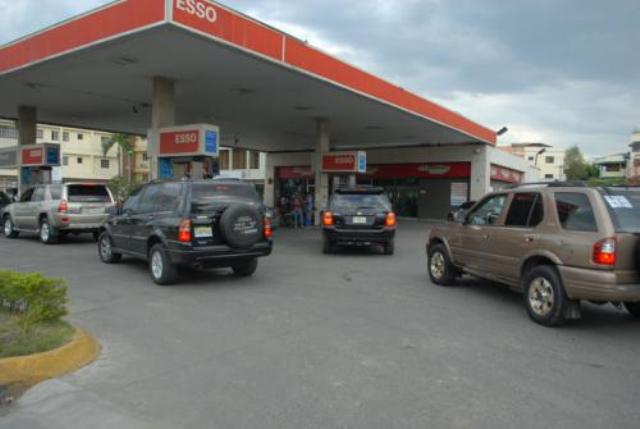 PRECIOS COMBUSTIBLES OBLIGAN ALZAS COSTOS PRODUCCIÓN EMPRESAS