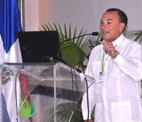 RANIERI DEFINE GRUPO PUNTACANA PROMOTOR ACTIVIDAD EXPORTADORA 