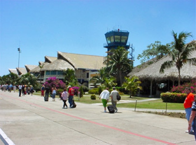 ACTIVIDAD TURISMO CRECIO PRIMER SEMESTRE 2011