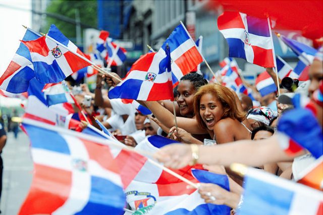 LLAMAN APOYAR TRADICIONAL DESFILE DOMINICANO EN NEW YORK
