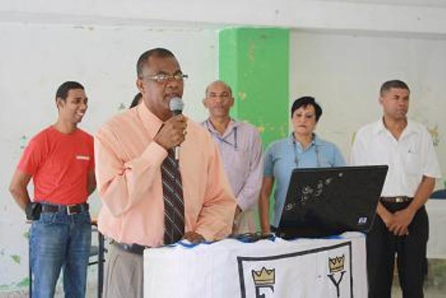 ESTUDIANTES PARTICIPAN SIMULACRO EMERGENCIA EVENTUALIDAD TERREMOTO 