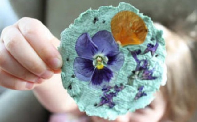 NIÑOS HACEN DE LA BASURA, ARTÍCULOS MANUALES