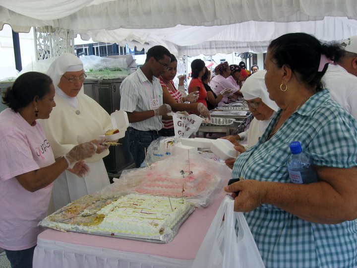 REALIZAN KERMES RECABA FONDOS PATRONATO MANOS UNIDAS CONTRA EL CÁNCER 