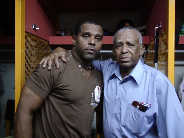 FALLECE PADRE JUGADOR ÁGUILAS CIBAEÑAS  LUÍS POLONIA