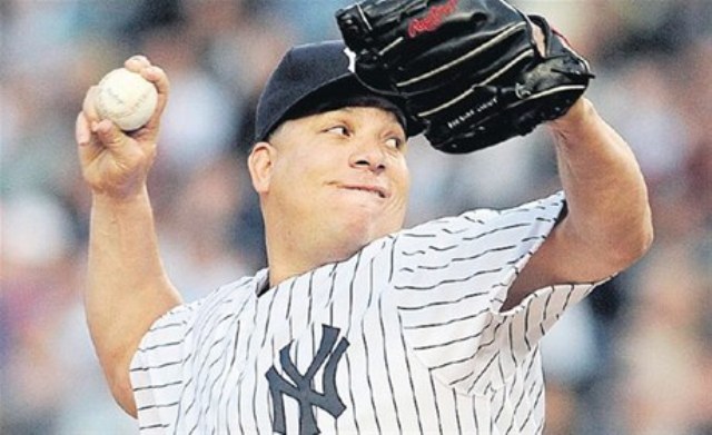 FANATICOS LAMENTAN LESIÓN SUFRE LANZADOR PUERTOPLATEÑO BARTOLO COLÓN