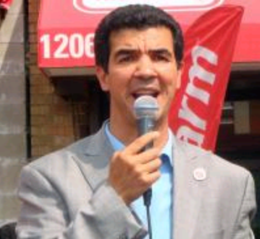 CONCEJAL HISPANO APOYA DOMINICANOS CONDUCTORES TAXIS