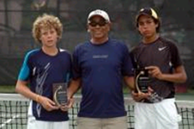 PUERTOPLATEÑOS GANAN IV TORNEO NACIONAL JUVENIL TENIS