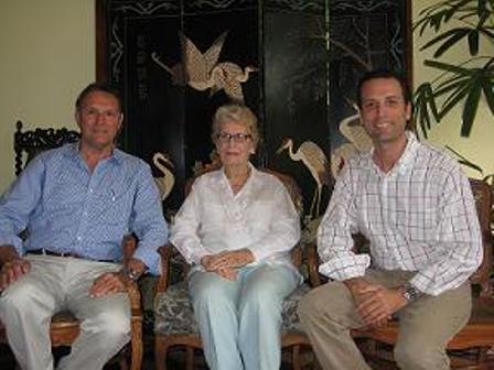 SEPULTAN EX GOBERNADORA ARIZA LOINAZ; SEPELIO OCURRE CEMENTERIO PUERTO PLATA