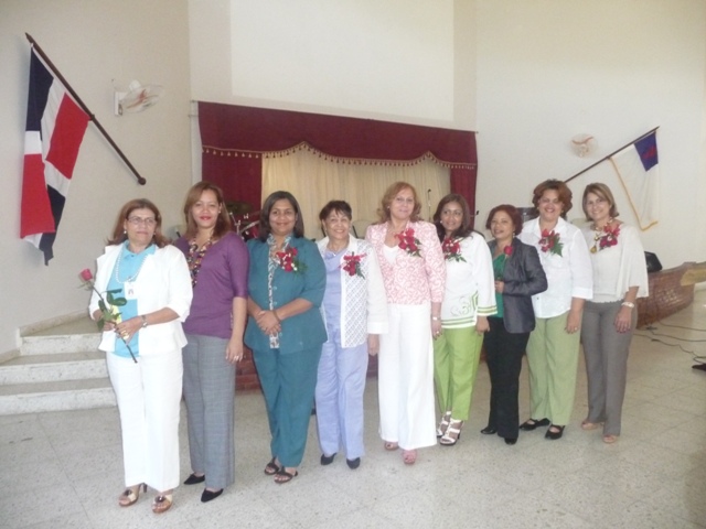 RECONOCEN GRUPO DAMAS PUERTOPLATEÑAS; ACTO FORMA PARTE DÍA INTERNACIONAL DE LA MUJER