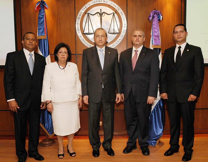 DESIGNAN ABOGADOS PUERTOPLATEÑOS EN CONSEJO PODER JUDICIAL 
