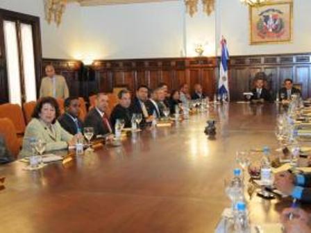 ALCALDES DIVERSAS COMUNIDADES AGRADECEN REPARACIÓN CAMINOS VECINALES