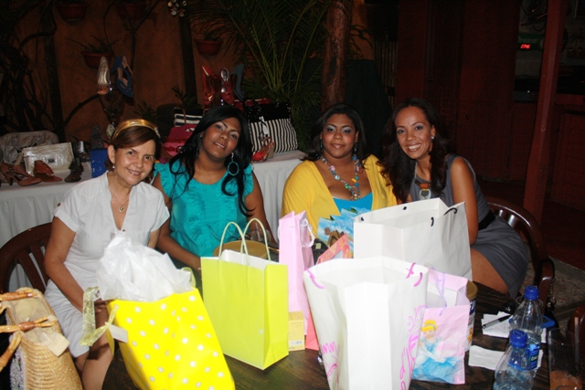 CELEBRAN MERIENDA PRO FUNDACIÓN CASITA DE ALEXIA