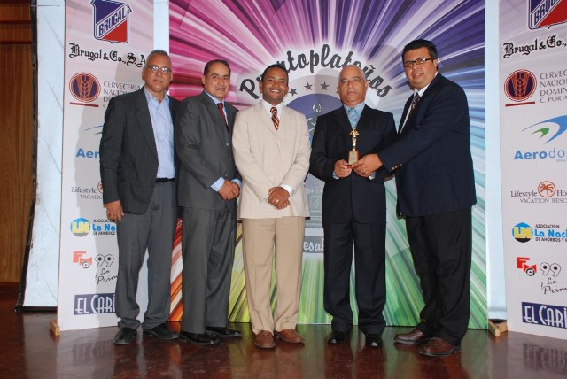 ENTREGAN PREMIO SOBRESALIENTE PERIÒDICO PUERTO PLATA DIGITAL