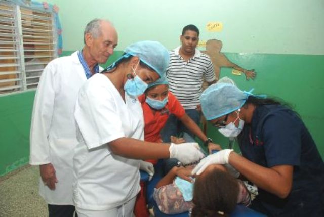 FUNDACIÓN BRUGAL GALARDONA CURA-UASD EN PUERTO PLATA