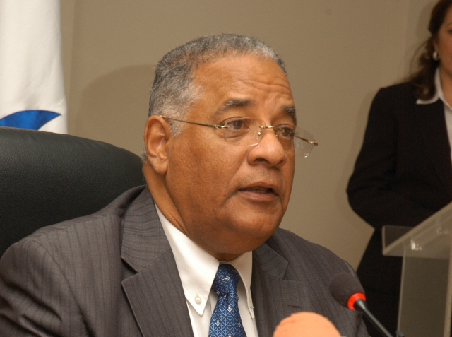 VALORAN ANUNCIO LEONEL FERNÁNDEZ  FORTALECERÁ SEGURIDAD SOCIAL