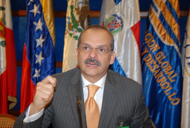 ESTADOS SON BUROCRÁTICOS, LENTOS,  OBSOLETOS LUCHA CONTRA CRIMEN