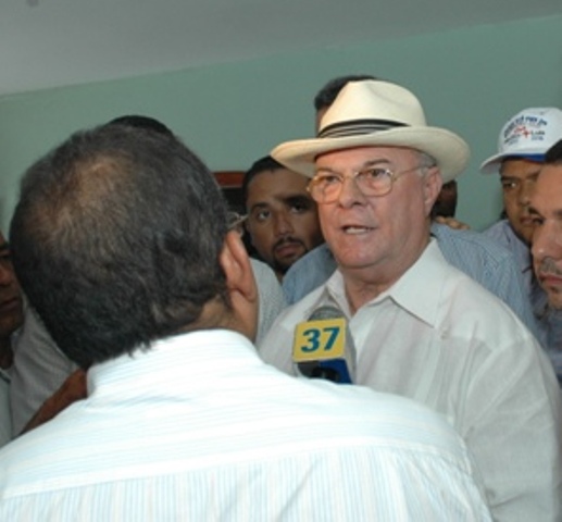 HIPÓLITO MEJÍA REITERA SU OPOSICIÓN AL AUMENTO DE LA ENERGÍA