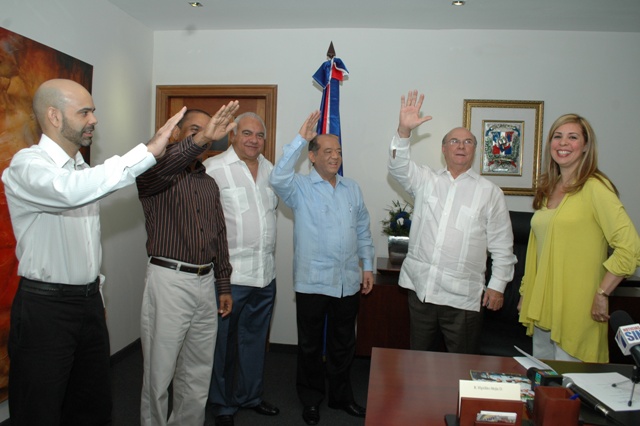 NUEVOS REFORMISTAS APOYAN CANDIDATURA HIPÓLITO MEJÍA