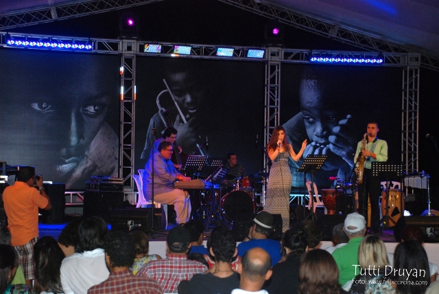 ÉXITO CARACTERIZA CIERRE JAZZ FESTIVAL EN CABARETE 