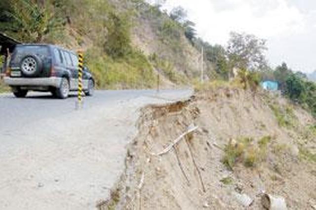 PREOCUPA MALAS CONDICIONES CARRETERA TURÍSTICA UNE SANTIAGO-PUERTO PLATA