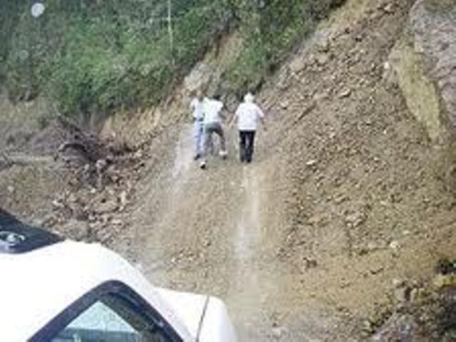 ADOCCO DENUNCIA IRREGULARIDADES  LICITACIÓN CARRETERA CIBAO-SUR