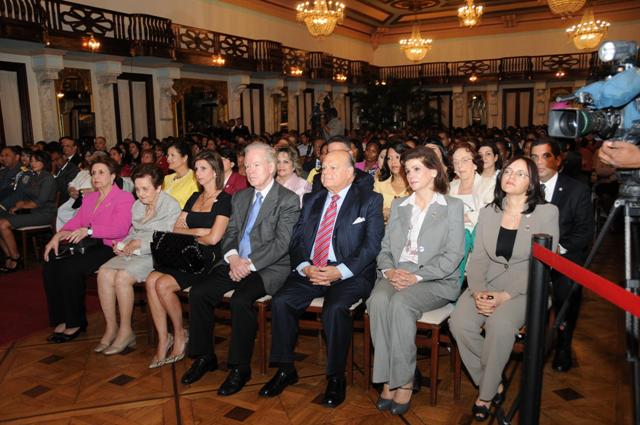 PRESENTAN RESULTADOS PROGRAMA PREVENCIÓN CÁNCER MAMAS  