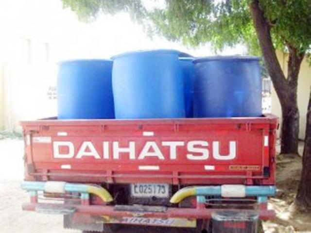 MEDIO AMBIENTE INCAUTA CAMIÓN TRANSPORTABA PESCADOS Y MARISCOS DE FORMA ILEGAL