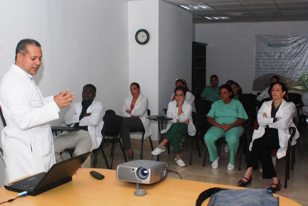 HOSPITEN CAPACITA PERSONAL MÉDICO ASPECTOS POSTOPERATORIOS