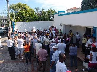PIQUETEAN OFICINAS EDENORTE EN ALTAMIRA