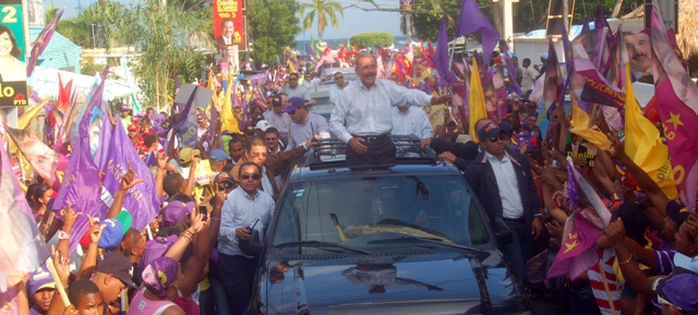 DANILO MEDINA RESPALADA PRONUNCIAMIENTO CARDENAL LOPEZ RODRIGUEZ