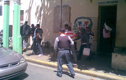 Director ENAP aboga cierren cárcel preventiva puerto plata