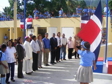Poca asistencia estudiantes marca inicio año escolar en Puerto Plata