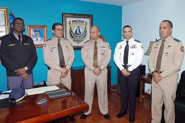 Dejan posesionado nuevo jefe policía turística 