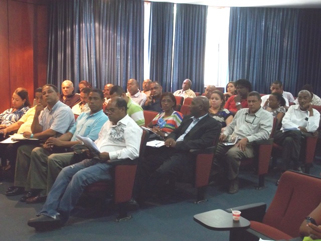 SNTP celebra asamblea nacional; anuncia actividades educativas