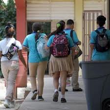 Empezó su trabajo la escuela