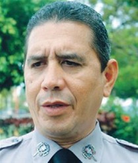 Apresan diez presuntos delincuentes; ocupan  armas, motocicletas y prendas