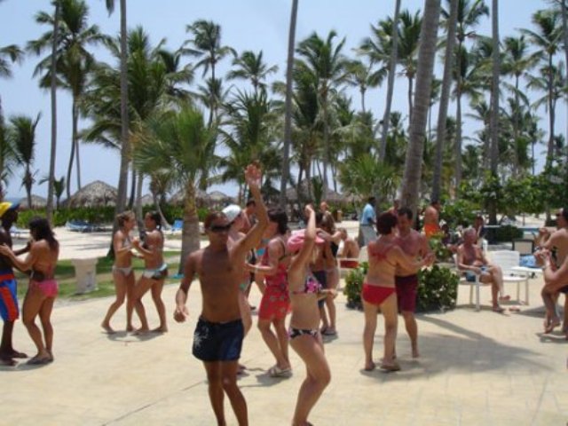 DOMINICANOS LLENAN HOTELES PUERTO PLATA